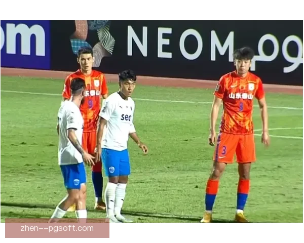 上海申花亚冠客场艰难逼平中央海岸收获宝贵积分